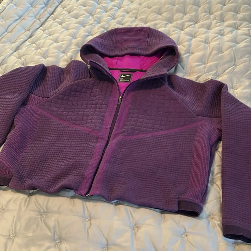 3 for 30$ Nike cropped full zip hoodie